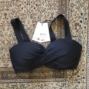 ✨LAST CHANCE✨ Knix Riviera Twist-detail Bikini Top
